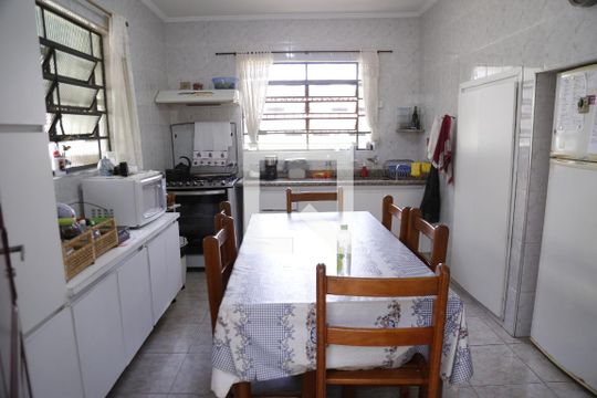 Cozinha de casa à venda com 4 quartos, 240m² em Jardim Monjolo, São Paulo