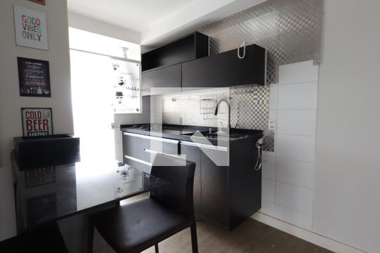 Cozinha de apartamento à venda com 2 quartos, 59m² em Jardim Parque Morumbi, São Paulo