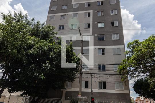 Fachada de apartamento para alugar com 2 quartos, 37m² em Santana, São Paulo