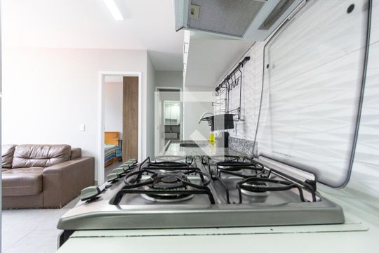 Cozinha de apartamento para alugar com 2 quartos, 37m² em Santana, São Paulo