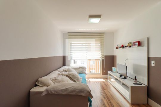 Sala de apartamento para alugar com 3 quartos, 75m² em Portão, Curitiba