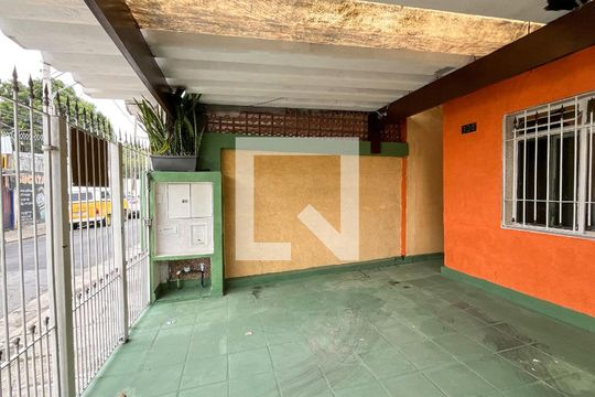 Garagem de casa à venda com 3 quartos, 150m² em Jardim São José (zona Norte), São Paulo