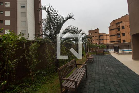 Área comum de apartamento para alugar com 1 quarto, 50m² em Empresarial 18 do Forte, Barueri