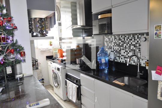 Cozinha de apartamento à venda com 2 quartos, 55m² em Cachambi, Rio de Janeiro