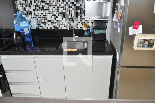 Cozinha de apartamento à venda com 2 quartos, 55m² em Cachambi, Rio de Janeiro