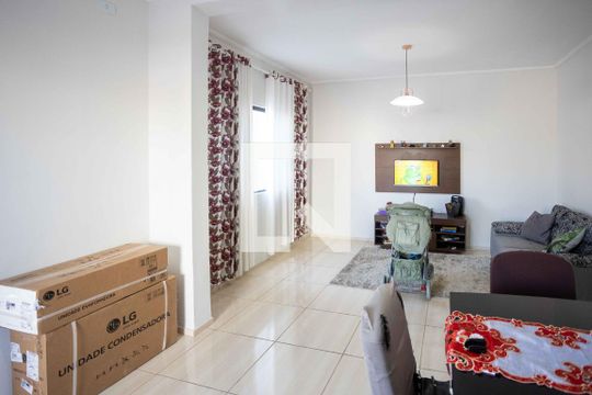 Sala de casa à venda com 2 quartos, 154m² em Centro, Diadema