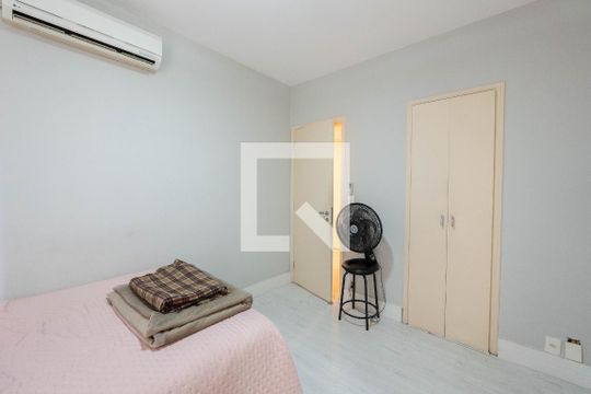 Suíte 1 de apartamento para alugar com 2 quartos, 105m² em Bela Vista, São Paulo