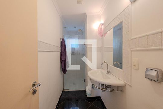 Banheiro de apartamento para alugar com 2 quartos, 105m² em Bela Vista, São Paulo