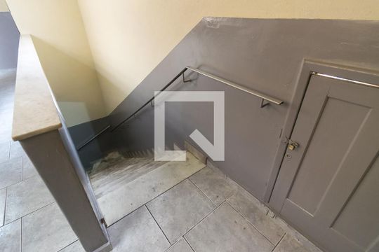 Área comum - Escadas de apartamento à venda com 2 quartos, 60m² em Penha, Rio de Janeiro