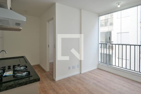 Sala/Cozinha de apartamento à venda com 2 quartos, 33m² em Ipiranga, São Paulo