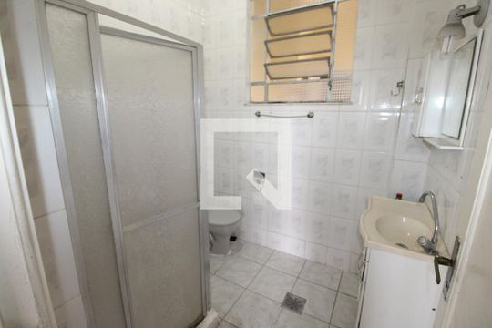 Banheiro de apartamento à venda com 2 quartos, 130m² em Penha Circular, Rio de Janeiro