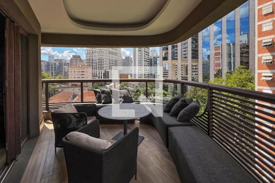 Sacada de kitnet/studio à venda com 1 quarto, 42m² em Vila Olímpia, São Paulo