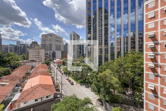 Vista de kitnet/studio à venda com 1 quarto, 42m² em Vila Olímpia, São Paulo