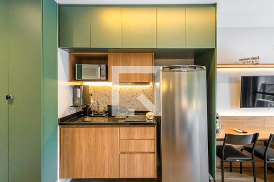 Cozinha de apartamento à venda com 1 quarto, 27m² em Pinheiros, São Paulo
