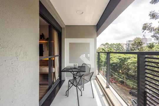 Varanda de apartamento à venda com 1 quarto, 27m² em Pinheiros, São Paulo
