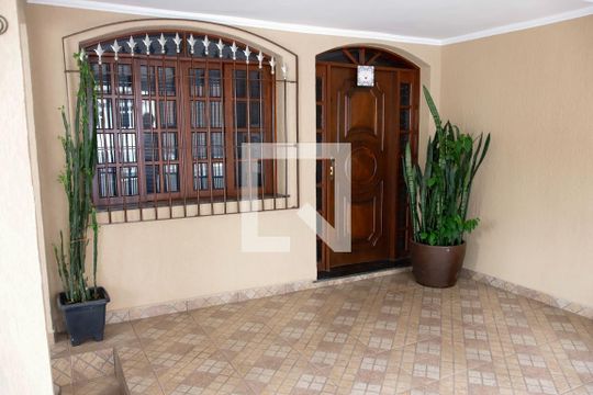 Garagem de casa à venda com 3 quartos, 263m² em Vila Campesina, Osasco