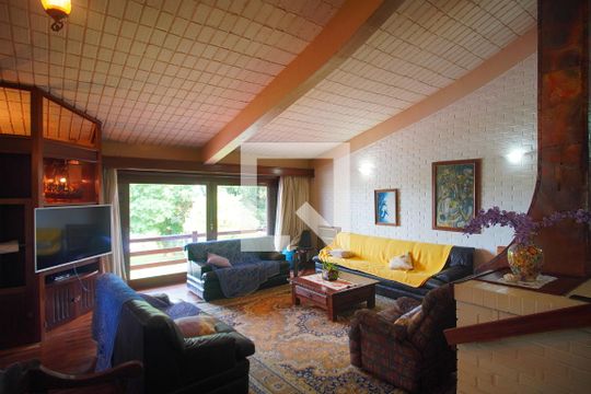 Sala de casa para alugar com 4 quartos, 375m² em Canudos, Novo Hamburgo