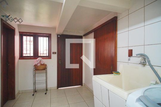 Área de Serviço de casa para alugar com 4 quartos, 375m² em Canudos, Novo Hamburgo