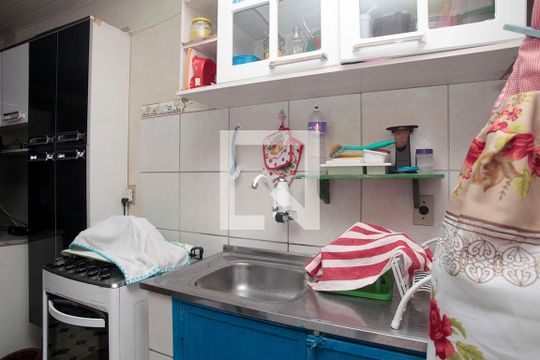 Cozinha + Área de Serviço de apartamento à venda com 2 quartos, 64m² em Centro Histórico, Porto Alegre