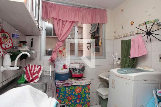 Cozinha + Área de Serviço de apartamento à venda com 2 quartos, 64m² em Centro Histórico, Porto Alegre