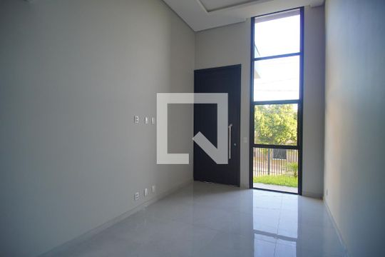 Sala de casa à venda com 2 quartos, 104m² em São Jorge, Novo Hamburgo