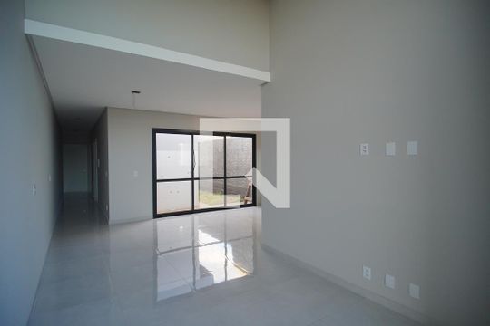 Sala de casa à venda com 2 quartos, 104m² em São Jorge, Novo Hamburgo