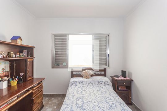Quarto 2 de casa para alugar com 3 quartos, 240m² em Jardim da Saúde, São Paulo