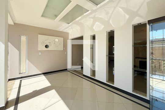 Varanda da Sala de casa de condomínio para alugar com 4 quartos, 270m² em Pinheirinho, Vinhedo