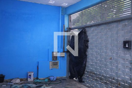 Garagem de casa para alugar com 3 quartos, 213m² em Parque Guarani, São Paulo