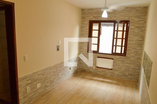 Quarto 1 de casa de condomínio à venda com 2 quartos, 100m² em Tanque, Rio de Janeiro