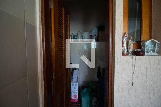 Garagem de casa à venda com 5 quartos, 329m² em Vila Leonor, São Paulo