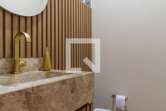 Lavabo de casa à venda com 3 quartos, 210m² em Vila Laís, São Paulo