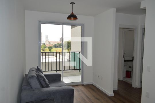Sala de apartamento para alugar com 1 quarto, 55m² em Liberdade, São Paulo