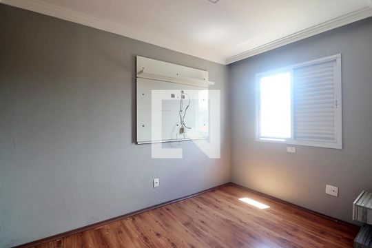 Quarto 1 de apartamento para alugar com 2 quartos, 55m² em Utinga, Santo André