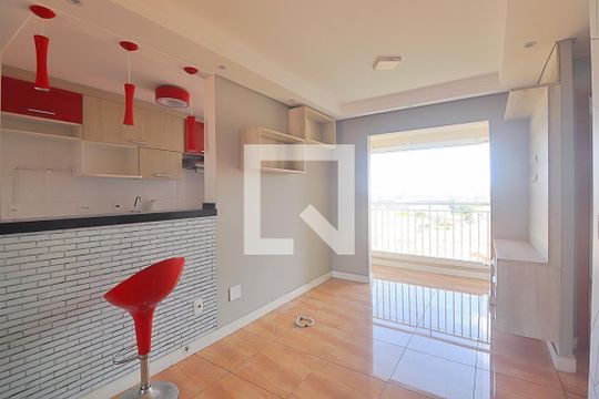 Sala de apartamento para alugar com 2 quartos, 55m² em Utinga, Santo André