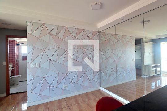 Sala de apartamento para alugar com 2 quartos, 55m² em Utinga, Santo André