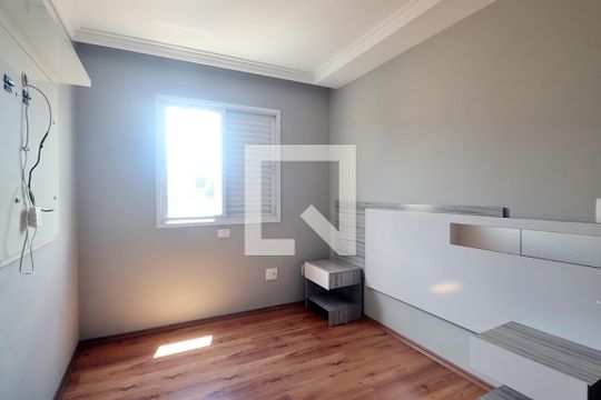 Quarto 1 de apartamento para alugar com 2 quartos, 55m² em Utinga, Santo André
