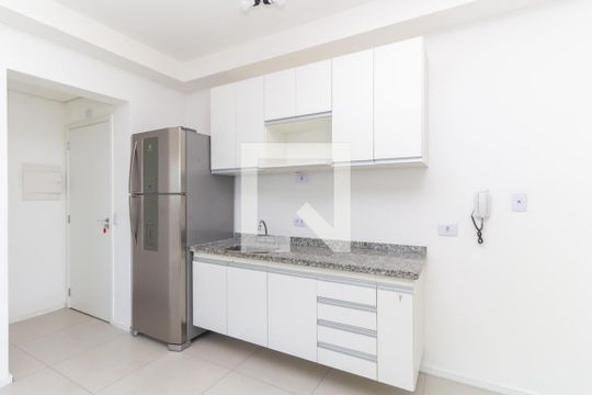 Cozinha  de apartamento para alugar com 1 quarto, 40m² em Ipiranga, São Paulo