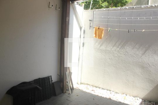Área de Serviço de casa de condomínio para alugar com 2 quartos, 86m² em Socorro, São Paulo