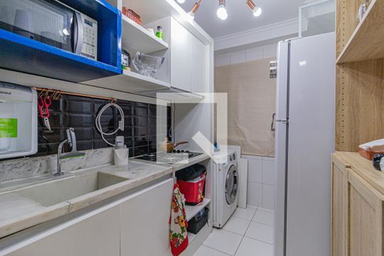 Cozinha e área de serviço de apartamento à venda com 1 quarto, 32m² em Santa Maria, Osasco