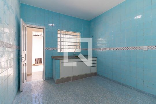 Cozinha de casa para alugar com 3 quartos, 150m² em Jardim São Carlos (zona Leste), São Paulo