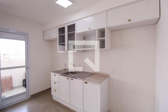 Cozinha de apartamento para alugar com 2 quartos, 54m² em Mooca, São Paulo