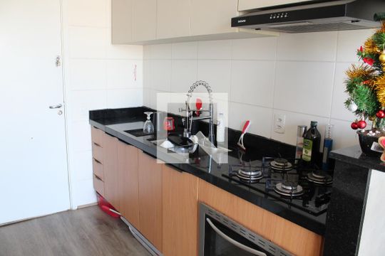 Cozinha de apartamento à venda com 2 quartos, 35m² em Bom Retiro, São Paulo