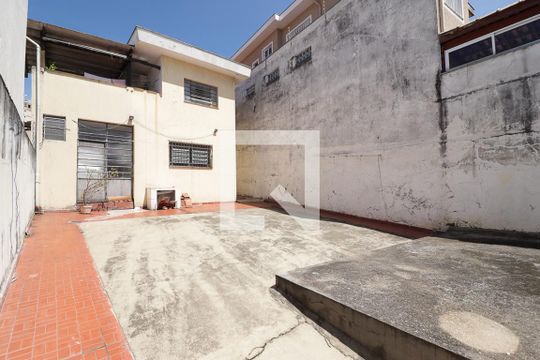 Quintal de casa para alugar com 1 quarto, 58m² em Jardim Paraíso, São Paulo