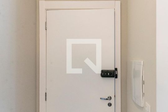 Hall de apartamento à venda com 2 quartos, 67m² em Swiss Park, Campinas