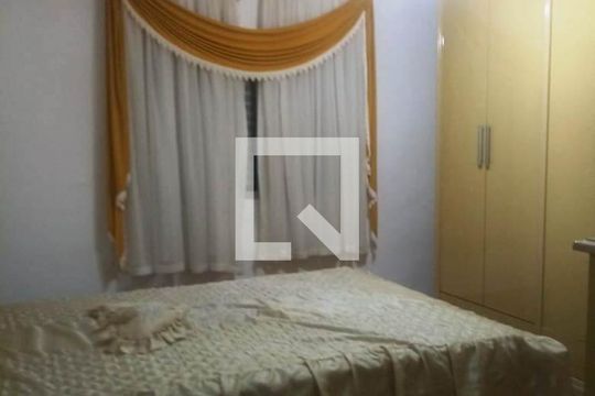 Casa principal - Quarto de casa à venda com 6 quartos, 585m² em Vila Mira, São Paulo