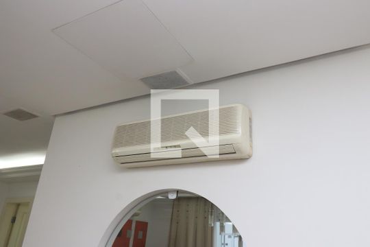 Sala de TV de apartamento à venda com 4 quartos, 260m² em Vila Gomes Cardim, São Paulo