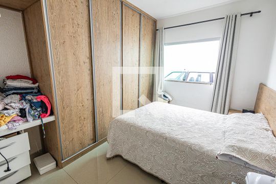 Quarto 2 de casa para alugar com 2 quartos, 100m² em Etelvina Carneiro, Belo Horizonte