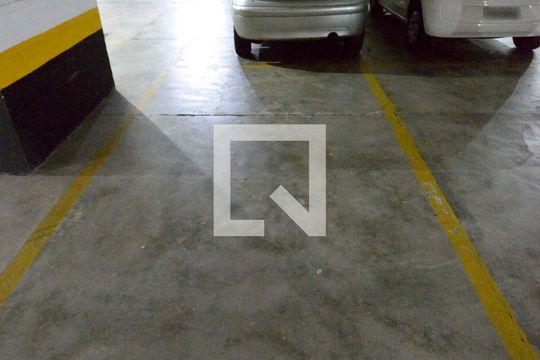Garagem de apartamento à venda com 2 quartos, 72m² em Vila Dom Pedro I, São Paulo