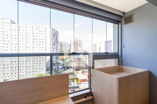 Studio de kitnet/studio para alugar com 1 quarto, 27m² em Sumarezinho, São Paulo